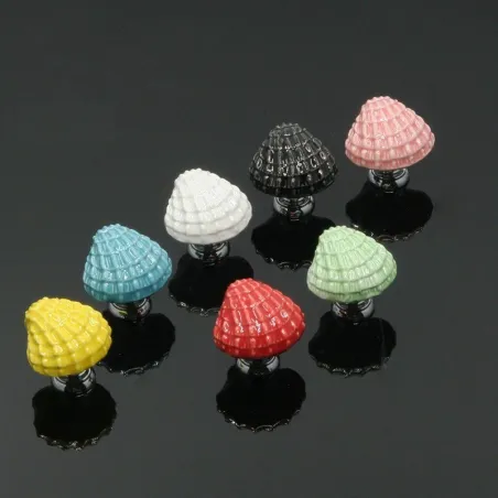 Seashell shaped knob - ceramic - cupboard / handles / cabinet