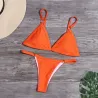 Sexy Bikini-Set - niedrige Taille - mit dekorativen Metallringen