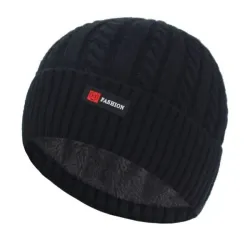 Thick knitted hat - with plush inside - unisex