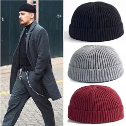 Knitted warm hat - short - ribbed - unisex