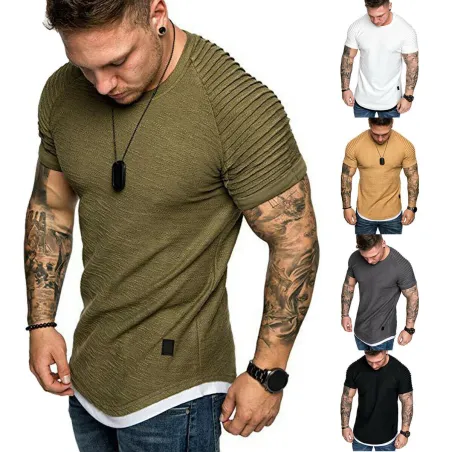 T-shirt z krótkim rękawem - modny marszczony fason - slim fitT-shirt