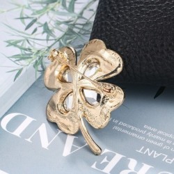Four leaf clover - crystal brooch