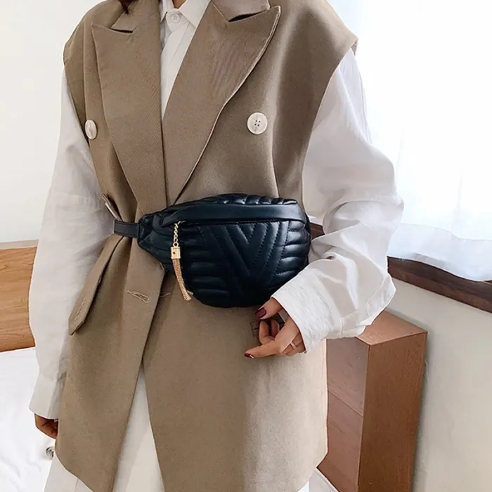Modische kleine Ledertasche - mit verstellbarem Riemen - Taille / Schulter
