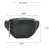 Modische kleine Ledertasche - mit verstellbarem Riemen - Taille / Schulter