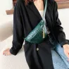 Modische kleine Ledertasche - mit verstellbarem Riemen - Taille / Schulter