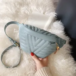 Modische kleine Ledertasche - mit verstellbarem Riemen - Taille / Schulter
