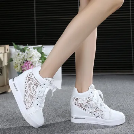 Trendy hoge platform loafers - vetersneakers met vetersSchoenen