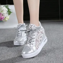 Trendy hoge platform loafers - vetersneakers met vetersSchoenen