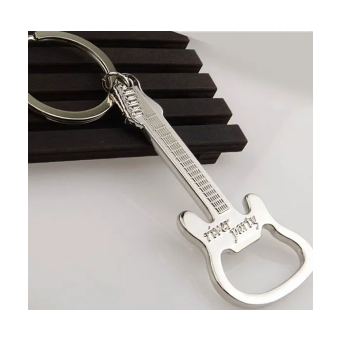 llaveroAbrebotellas en forma de guitarra - llavero de metal