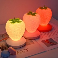 Lampka nocna w kształcie truskawki - z indukcją dotykową - USB - LEDŚwiatła