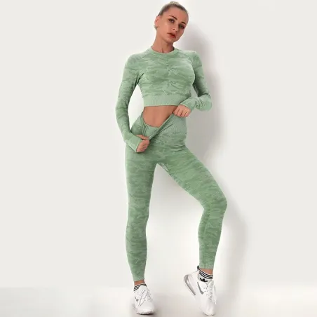 Kamuflażowy komplet do fitnessu - bezszwowy - koszulka z długim rękawem / legginsyFitness