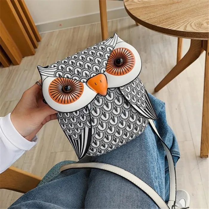 Uggleformad liten läderväska - crossbody / axel