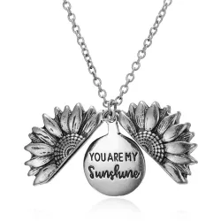 Sonnenblumen-Anhänger mit Kette - zu öffnen - "You Are My Sunshine"-Schriftzug