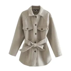 Vintage Wolljacke beige - mit Taschen / Gürtel / Knöpfen