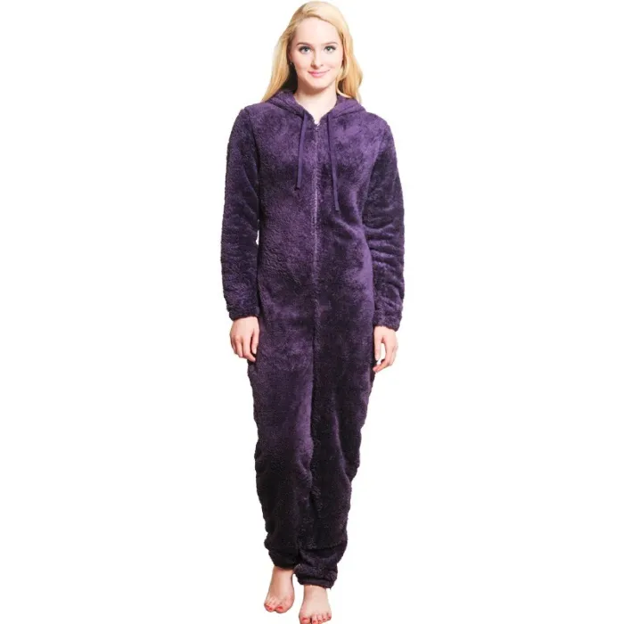 Einteiliger Pyjama - flauschiger Fleece-warmer Overall - mit Kapuze / Reißverschluss
