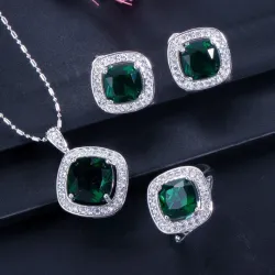 Elegantes Schmuckset - Halskette / Ohrringe / Ring - mit Saphir - Sterling Silber