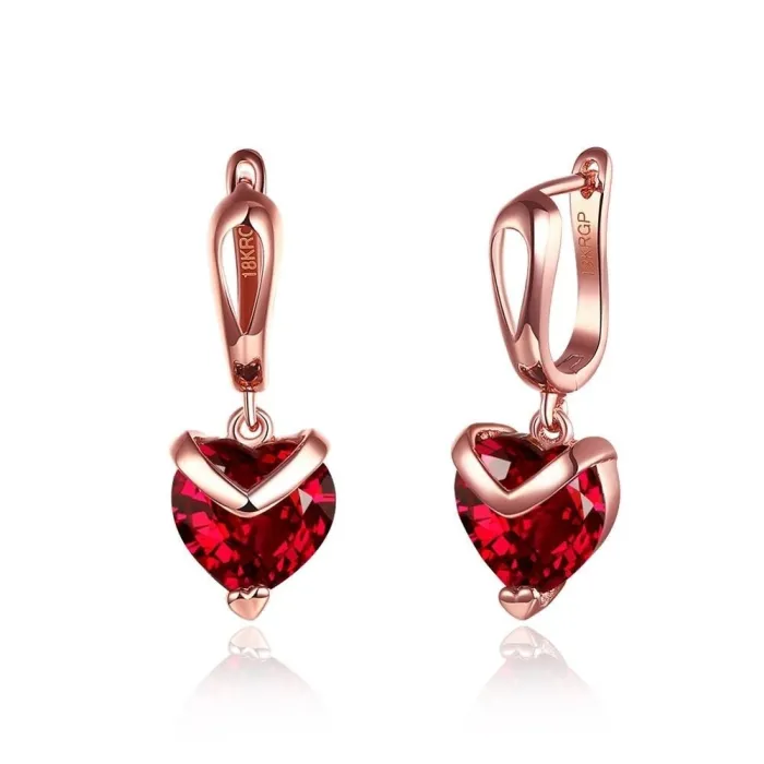 Luxe oorbellen met rood kristal hartjeOorbellen