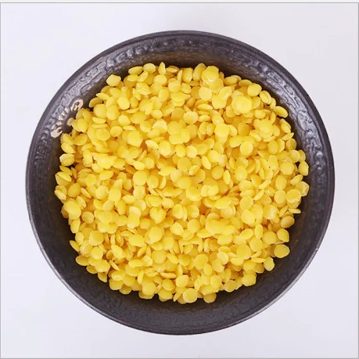 Natural beeswax - for candle making / lipsticks - white / yellow