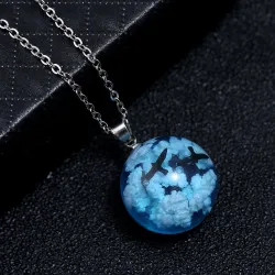 Creative Transparent Luminous Resin Round Ball Pendant Necklace Women Men Fashion Blue Sky Clouds Birds Necklace Jewelry