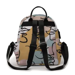 Modny mini plecak - nadruk w abstrakcyjne liniePlecaki