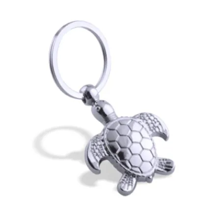 Fashionable metal keychain with turtle