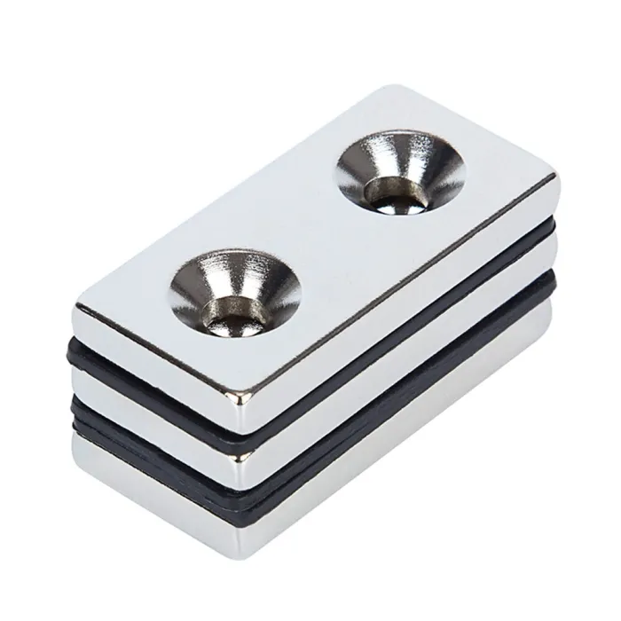 N52 - neodymium magnet - strong countersunk block - 40mm * 20mm * 5mm - with double 5mm hole - 3 pieces