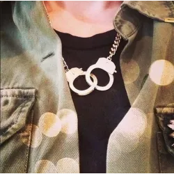 CollarCollar corto de moda - esposas de amor - unisex