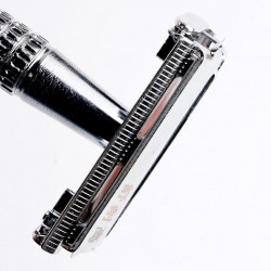 Rasiermesser - zweischneidig - mit einer Klinge
