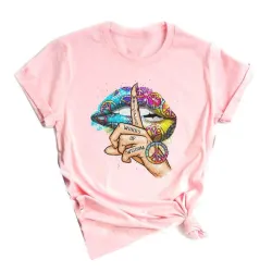 Usta / szeptane słowa / akwarelowa grafika - modny t-shirt z krótkim rękawemBluzki & Koszulki