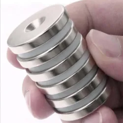N35 - magnes neodymowy - okrągły stożkowy - 30 * 4mm - z otworem 5mmN35