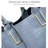 Elegante schoudertas - echt leer - steenpatroonHandtassen