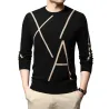 Elegancki sweter z dzianiny - duży nadruk w literyBluzy & Swetry