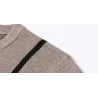 Eleganter Strickpullover - großer Buchstabendruck