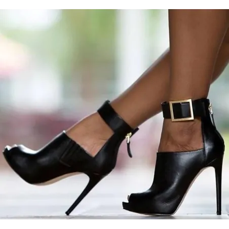Sexy High Heel Stiefel - mit Metallschnalle - offene Spitze