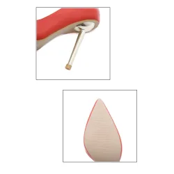 Elegante Pumps mit hohem Absatz - mit einer Knöchelkette aus Metall