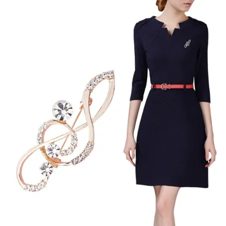 Luxurious gold brooch - with crystal music note