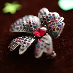 BrochesBrooch with crystal narcissus - multicolor rhinestones