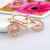 Kristallen broche in de vorm van een fietsBroches