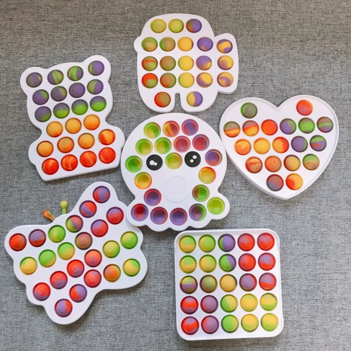 Buntes Push-Fidget - Anti-Stress-Spielzeug - Regenbogen Pop It