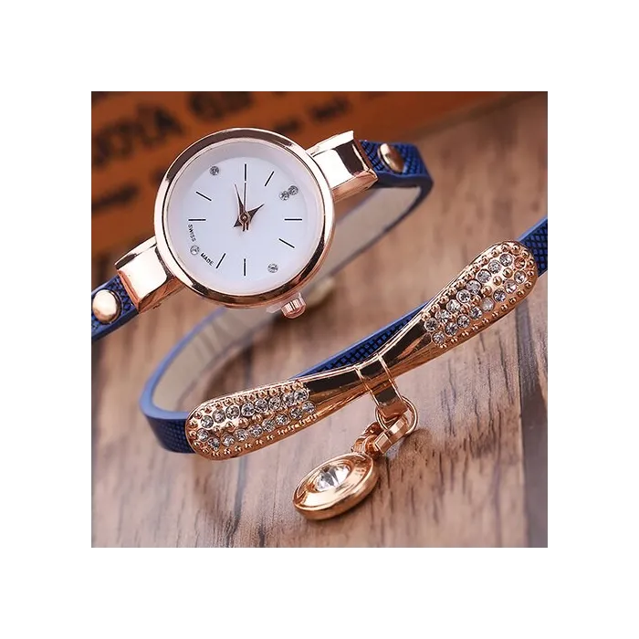 Modisches mehrschichtiges Armband mit einer Uhr / Kristallen