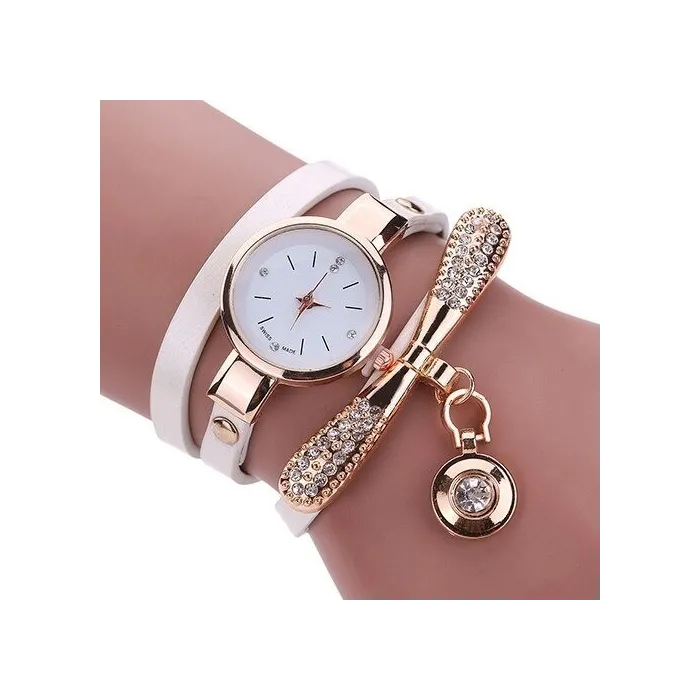 Modisches mehrschichtiges Armband mit einer Uhr / Kristallen