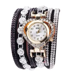 Luxuriöses mehrschichtiges Kristallarmband - mit einer Uhr