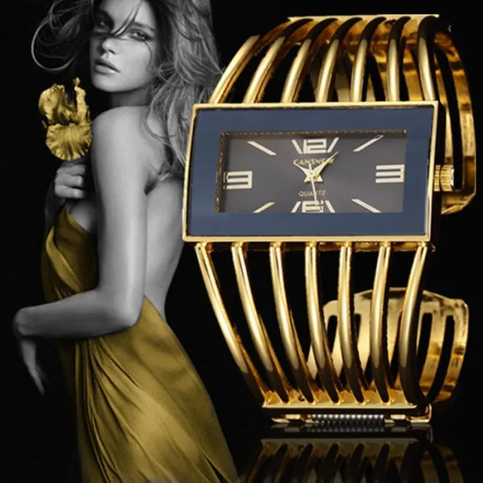 PulseraLuxurious bracelet with a rectangle watch - open design