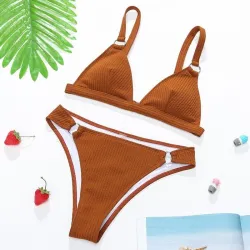 Sexy komplet bikini w prążki - push up - metalowe ozdobyStroje Kąpielowe