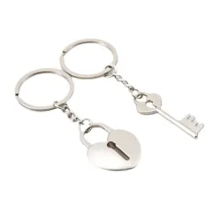 llaveroCouple keychain - key / heart shaped lock - 2 pieces