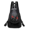 Modischer Lederrucksack - Katzen / Blumendruck - weiß / schwarz / pink
