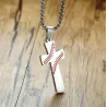 Kruis met honkbalpatroon - met ketting - "I CAN DO ALL THINGS" gravureKettingen