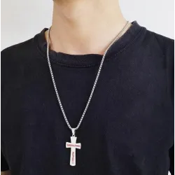 Kruis met honkbalpatroon - met ketting - "I CAN DO ALL THINGS" gravureKettingen