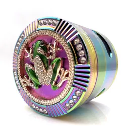 Stylischer Grinder - für Kräuter / Tabak - 4-Schichten - Regenbogenfarbene Zinklegierung - Frosch / Spinne / Totenkopf