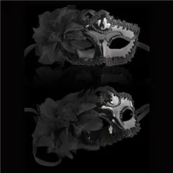 Sexy Venetian eye mask - with diamonds / feathers / flowers - for Halloween / masquerades